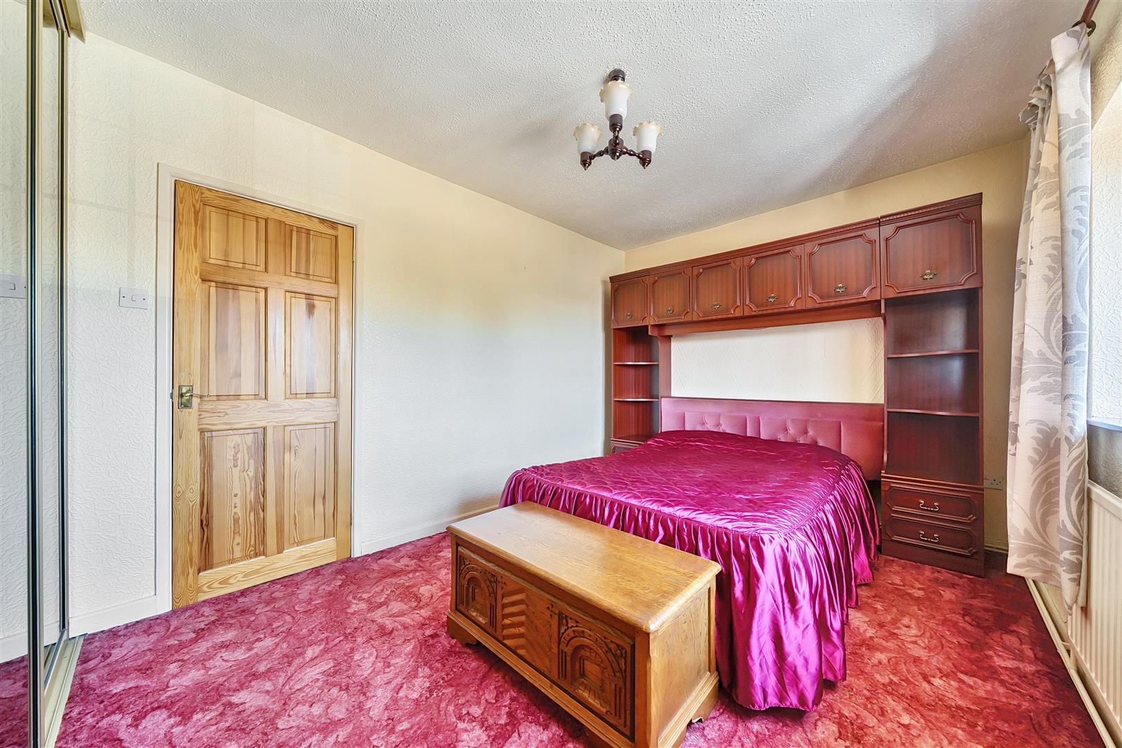 Llangyfelach Road, Treboeth, Swansea, SA5 9EL